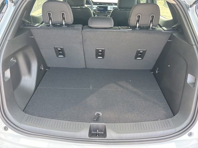 2027 Chevrolet Bolt LT - Photo 32