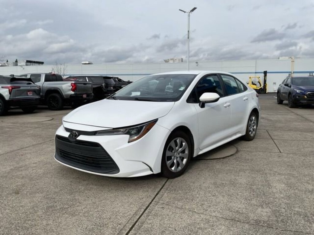 Used 2023 Toyota Corolla LE Sedan