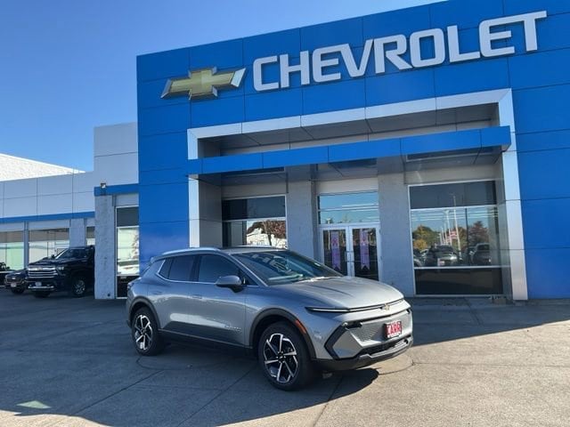 2026 Chevrolet Equinox EV 2LT's photo