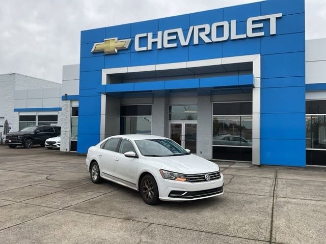 2016 Volkswagen Passat S