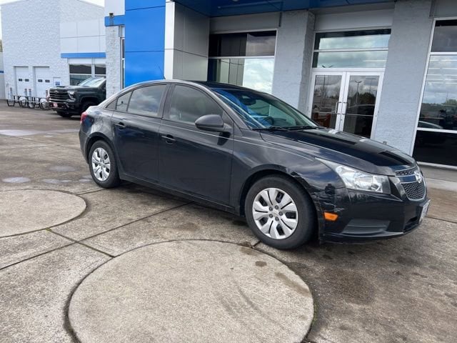Used 2014 Chevrolet Cruze LS with VIN 1G1PA5SH0E7221374 for sale in Beaverton, OR