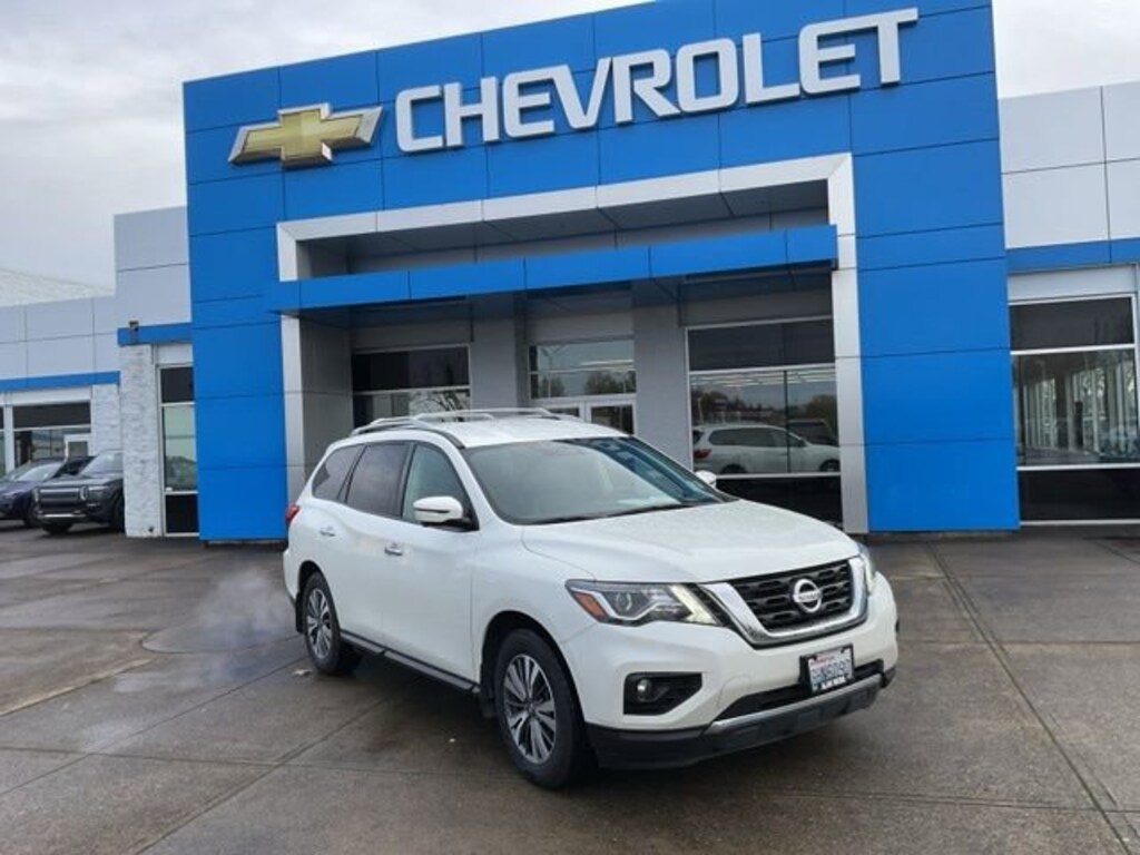 Used 2017 Nissan Pathfinder SL SUV