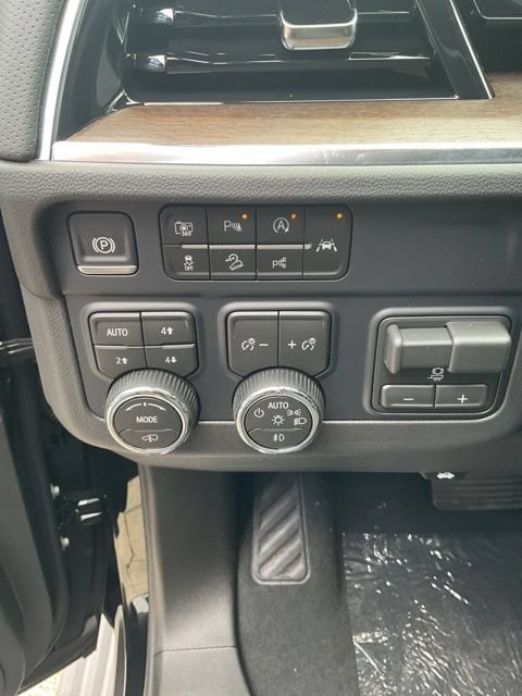 2026 Chevrolet Tahoe High Country - Photo 22