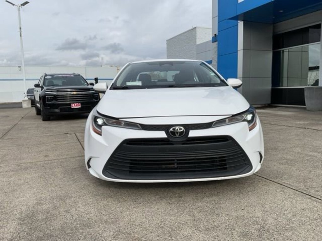 Used 2023 Toyota Corolla LE Sedan
