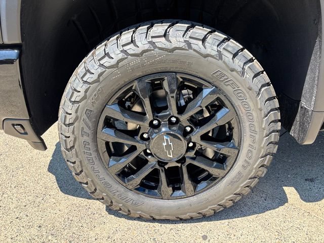 2026 Chevrolet Silverado 3500 HD LTZ - Photo 15