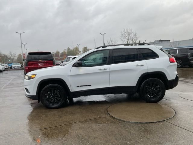 2023 Jeep Cherokee Altitude Lux photo 4