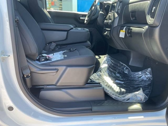 2025 Chevrolet Silverado 1500 Work Truck - Photo 10