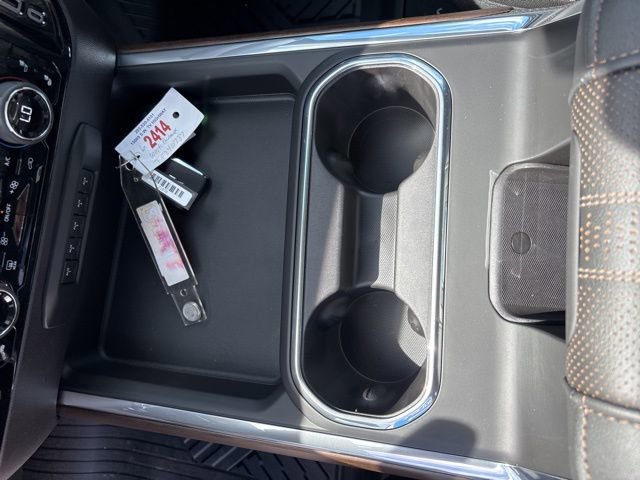2026 Chevrolet Silverado 3500HD High Country - Photo 20