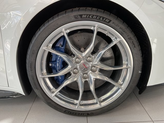 2027 Chevrolet Corvette 3LT - Photo 7
