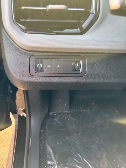 2027 Chevrolet Bolt RS - Photo 22