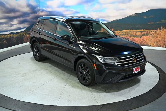 2024 Volkswagen Tiguan 2.0T SE 4Motion's photo