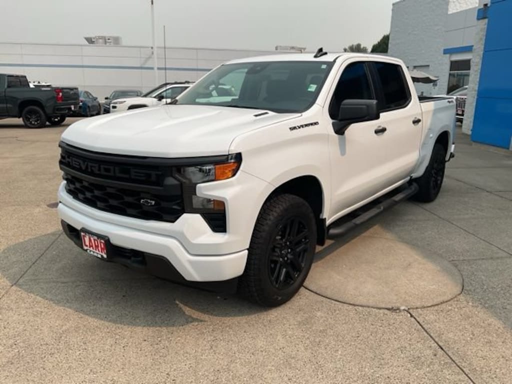 New 2025 Chevrolet Silverado 1500 Custom Truck