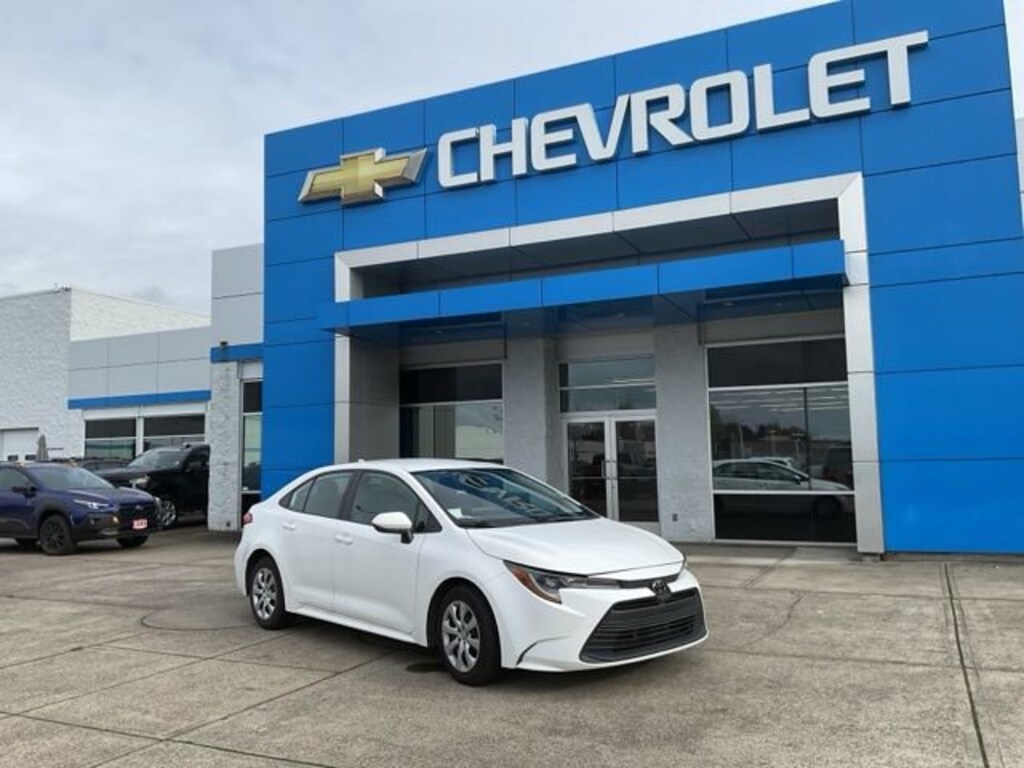 Used 2023 Toyota Corolla LE Sedan