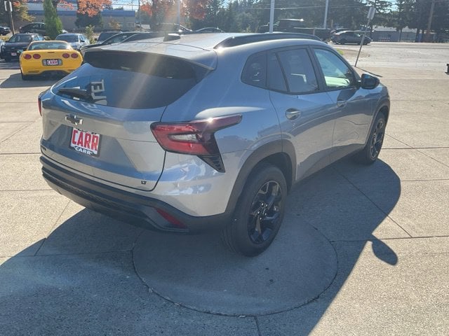 2026 Chevrolet Trax LT - Photo 9