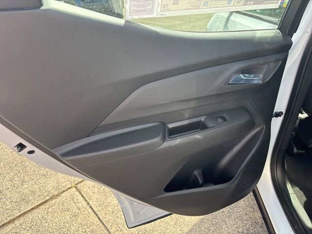 2027 Chevrolet Bolt LT - Photo 31