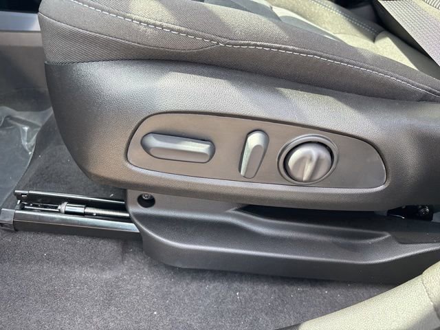 2027 Chevrolet Bolt LT - Photo 27