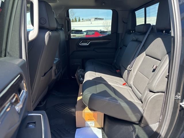 2026 Chevrolet Silverado 1500 RST - Photo 32