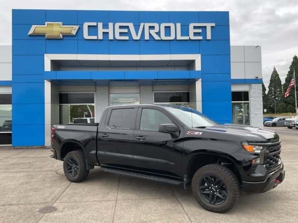 Used 2024 Chevrolet Silverado 1500 Custom Trail Boss Truck Crew Cab