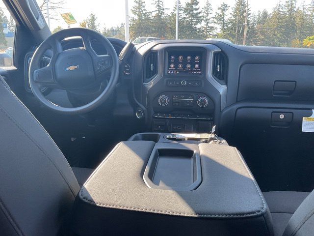 2026 Chevrolet Silverado 2500 HD Custom - Photo 9