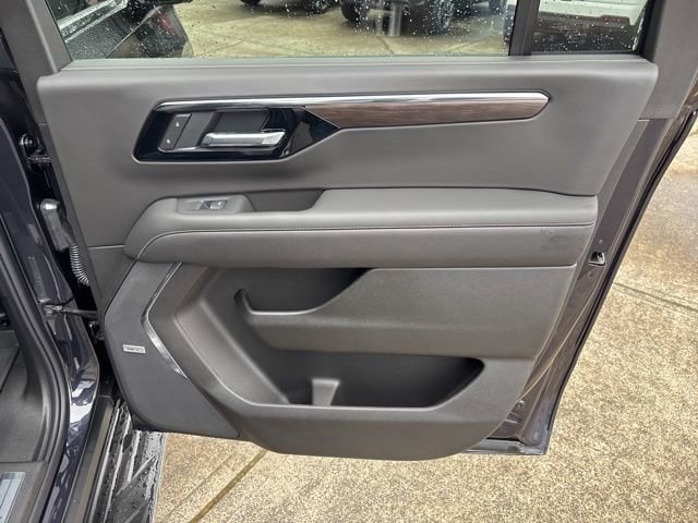 2026 Chevrolet Suburban Premier - Photo 46