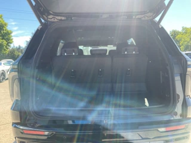 2026 Chevrolet Traverse High Country - Photo 15
