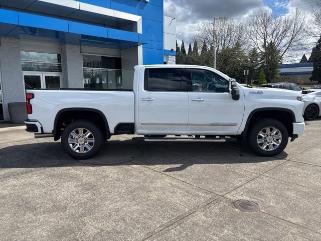 2026 Chevrolet Silverado 3500HD High Country - Photo 11