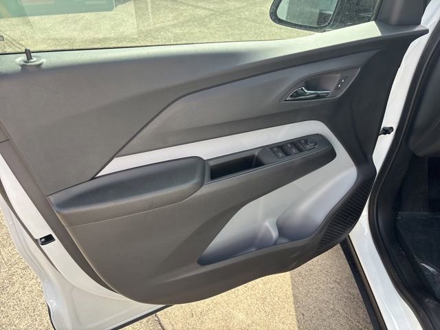 2027 Chevrolet Bolt LT - Photo 28