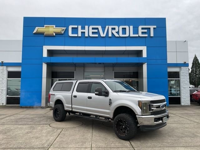 2019 Ford F-250 Super Duty XLT's photo