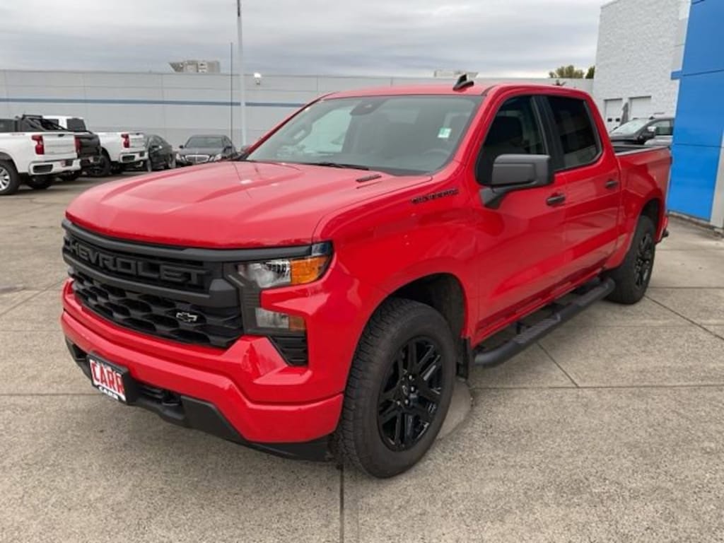 New 2025 Chevrolet Silverado 1500 Custom Truck
