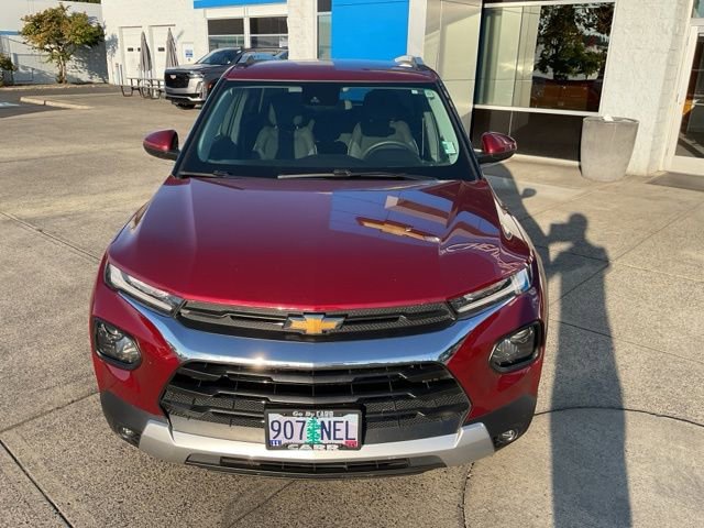 2022 Chevrolet Trailblazer LT photo 2