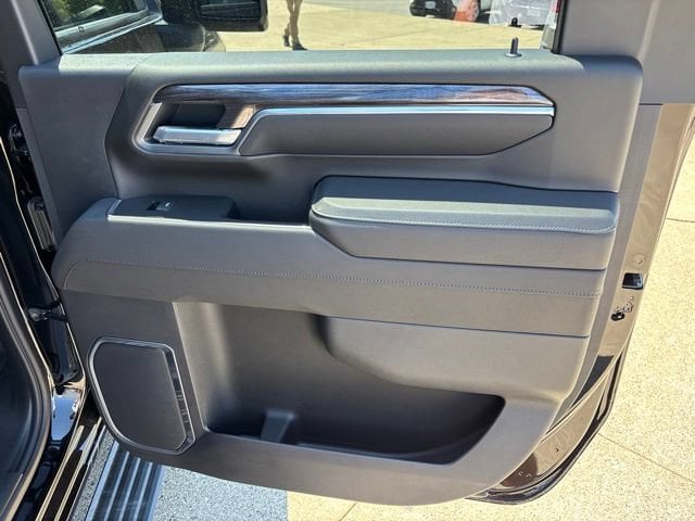 2026 Chevrolet Silverado 3500 HD LTZ - Photo 40