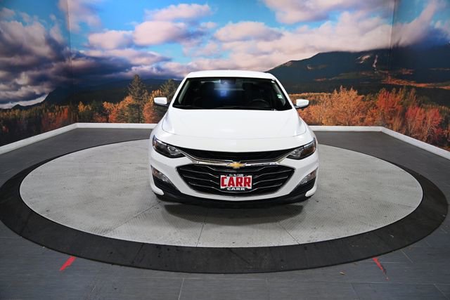 2024 Chevrolet Malibu 1LT photo 3