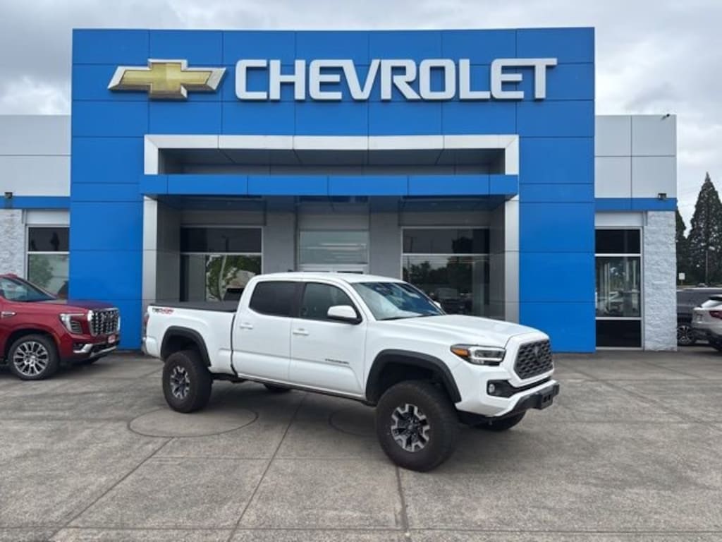 Used 2023 Toyota Tacoma 4WD SR5 Truck Double Cab