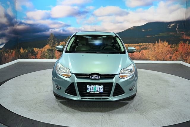 Used 2012 Ford Focus SEL with VIN 1FAHP3M25CL222800 for sale in Beaverton, OR
