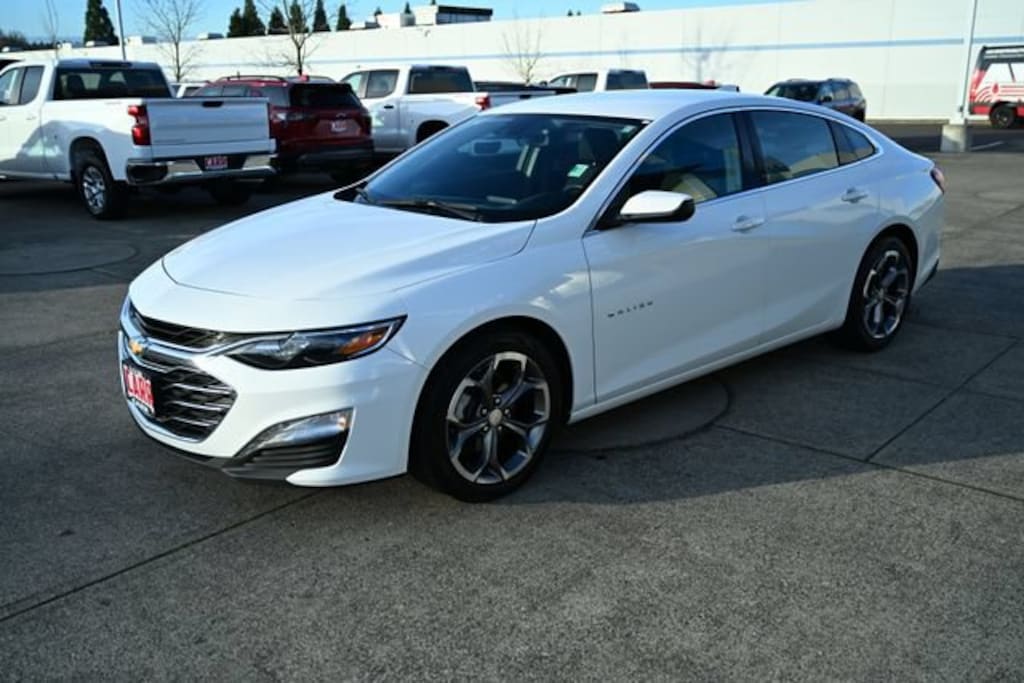 Used 2024 Chevrolet Malibu 1LT Sedan