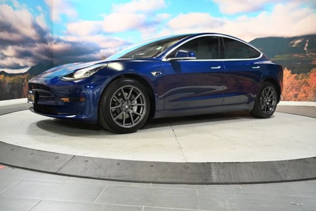Used 2018 Tesla Model 3 Long Range Battery Sedan