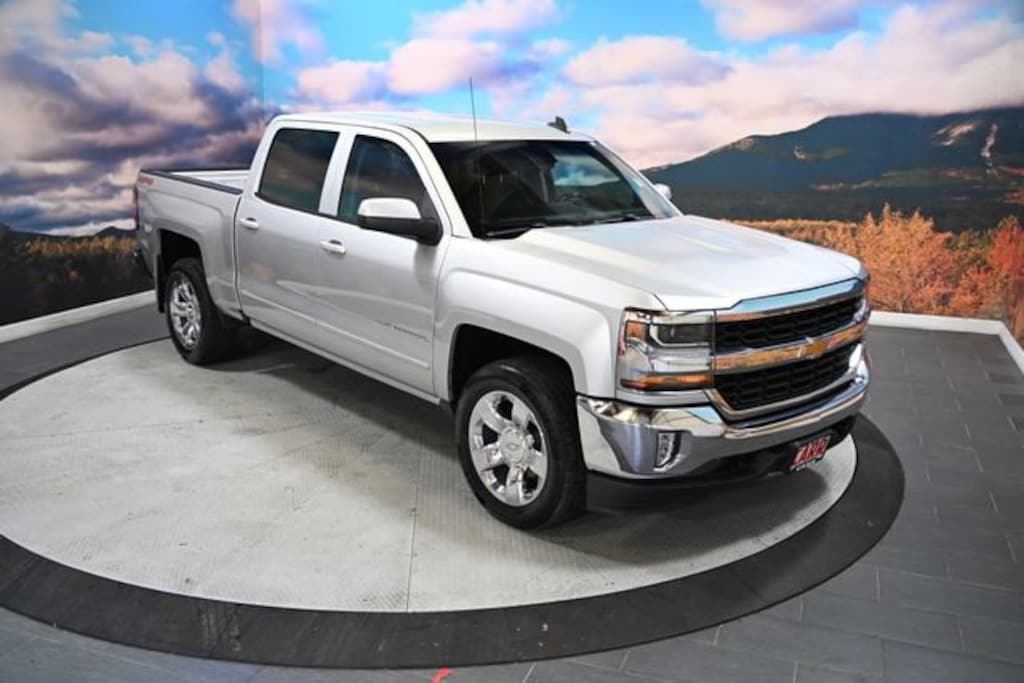 Used 2018 Chevrolet Silverado 1500 LT Truck Crew Cab