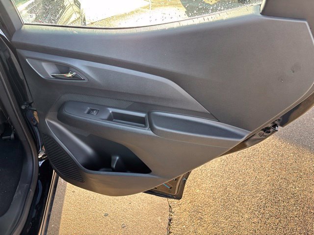 2027 Chevrolet Bolt RS - Photo 36