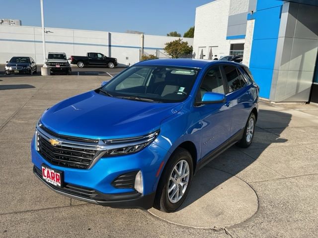 2024 Chevrolet Equinox LT photo 3