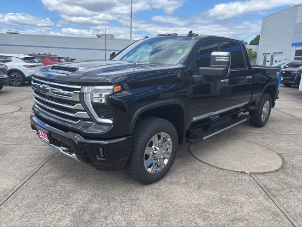 New 2026 Chevrolet Silverado 3500 HD High Country Truck