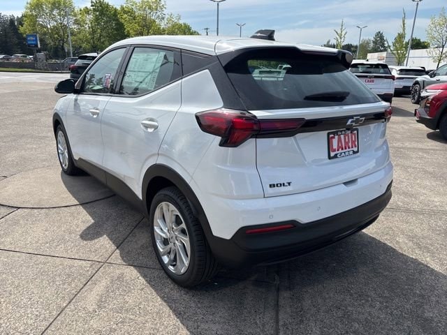 2027 Chevrolet Bolt LT - Photo 6