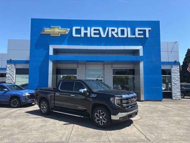 2024 GMC Sierra 4WD Crew Cab Short Box SLT's photo
