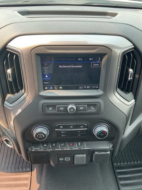 2025 Chevrolet Silverado 1500 Custom - Photo 19