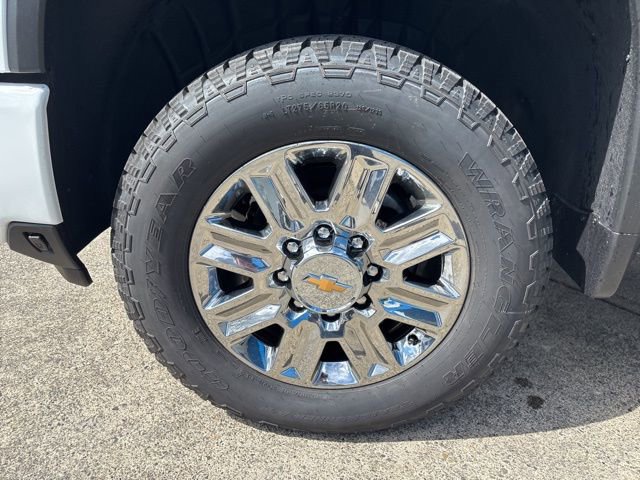 2026 Chevrolet Silverado 3500HD High Country - Photo 12