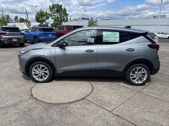 2027 Chevrolet Bolt LT - Photo 5