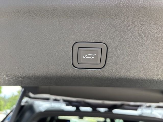 2026 Chevrolet Suburban High Country - Photo 40