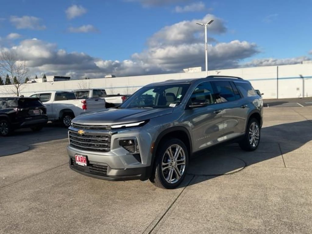 New 2025 Chevrolet Traverse LT SUV