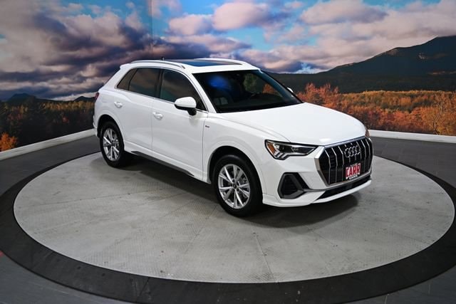 2023 Audi Q3 S Line Premium's photo