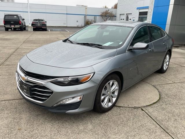 2024 Chevrolet Malibu 1LT photo 3