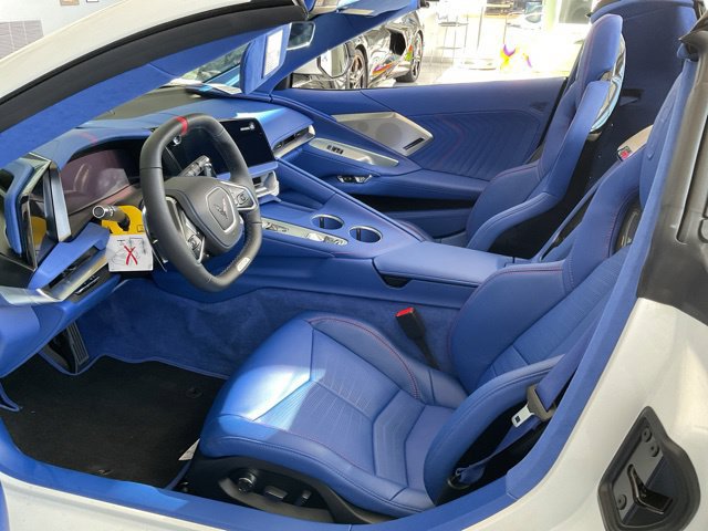 2027 Chevrolet Corvette 3LT - Photo 10
